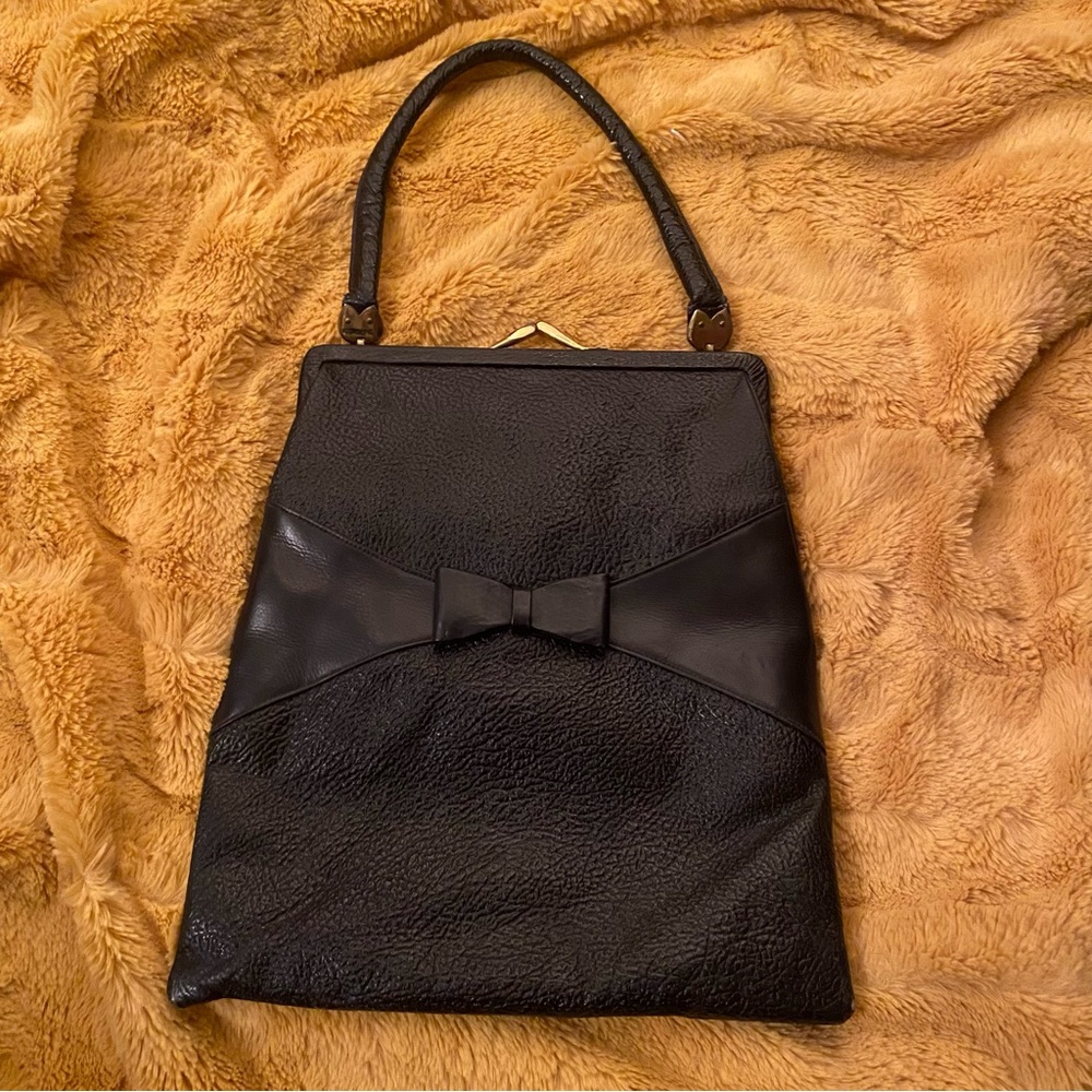 VINTAGE! 1950s leather handbag